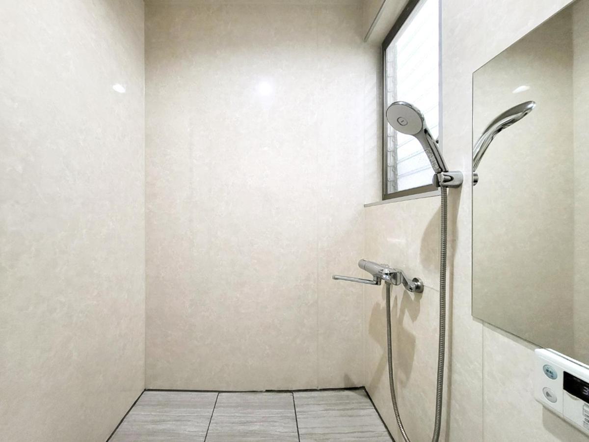 New!twelve People/ Shin Ookubo 6min/ Pocket Wifi Apartment