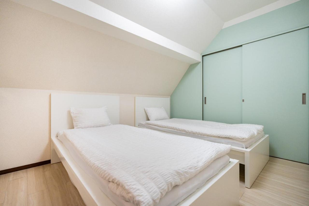 Apartment New!twelve People/ Shin Ookubo 6min/ Pocket Wifi