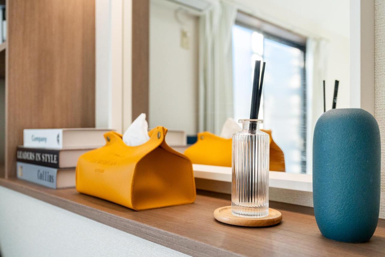 New!twelve People/ Shin Ookubo 6min/ Pocket Wifi