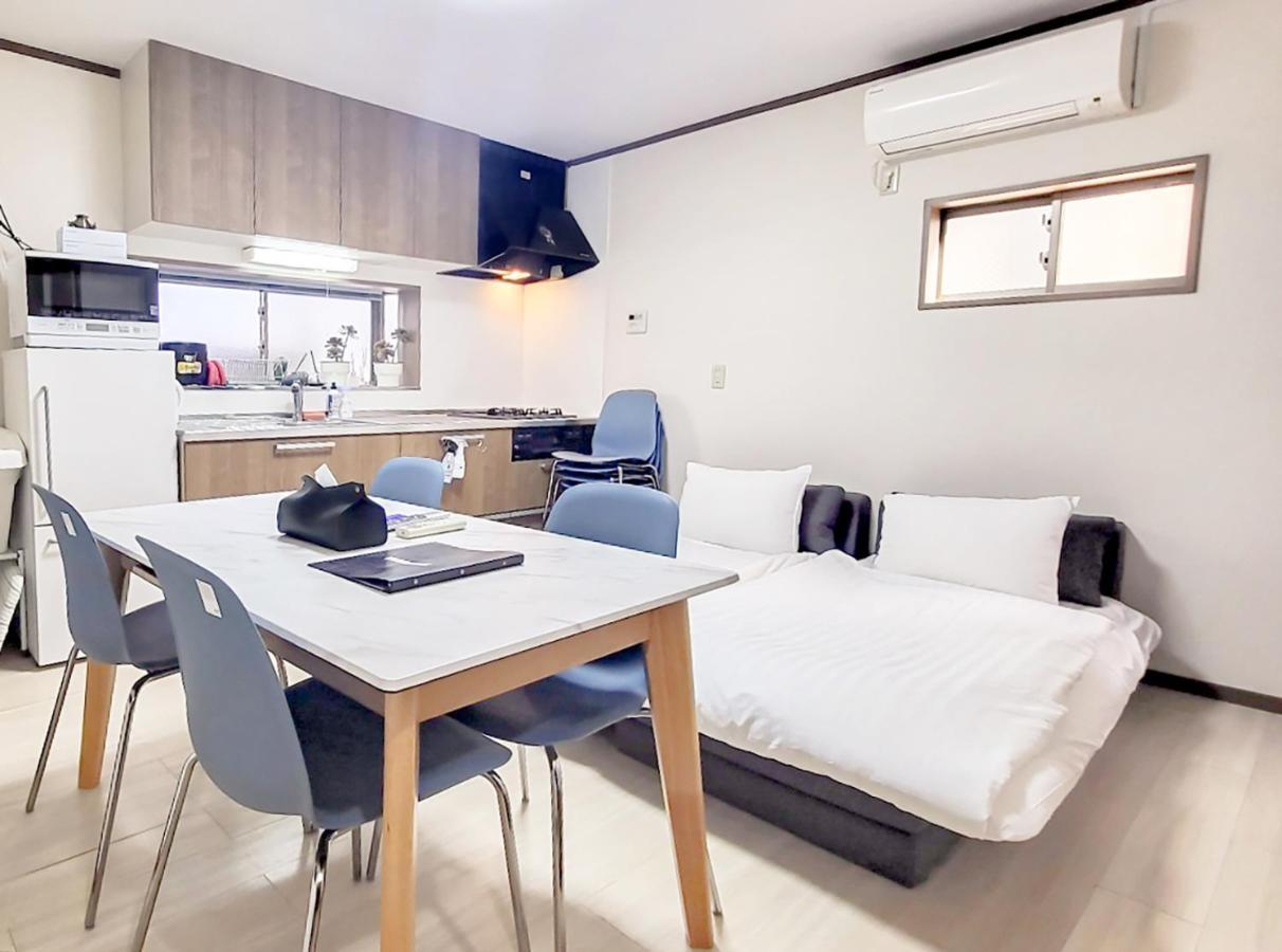 New!twelve People/ Shin Ookubo 6min/ Pocket Wifi Apartment Tokyo