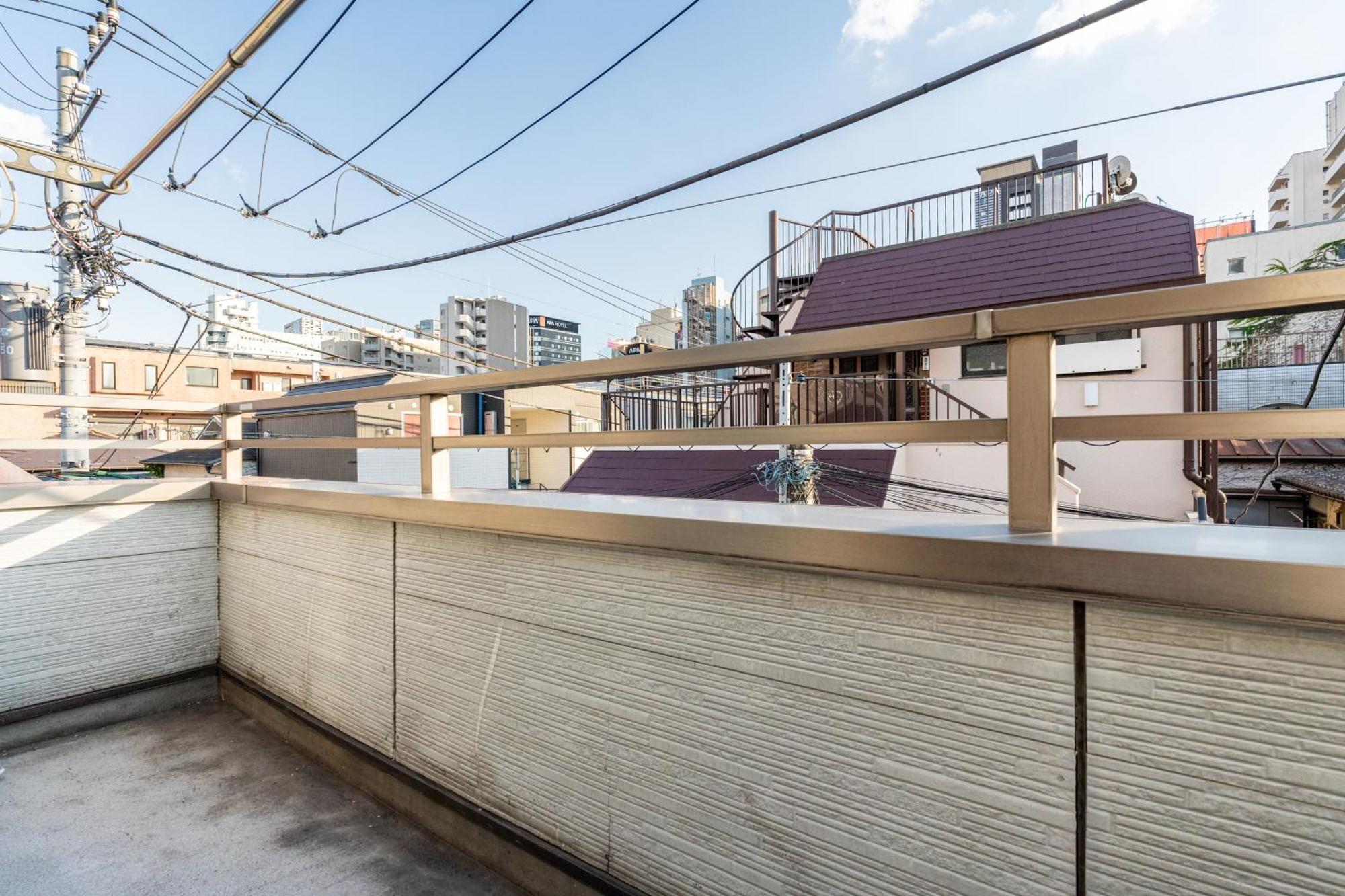 New!twelve People/ Shin Ookubo 6min/ Pocket Wifi Apartment Tokyo
